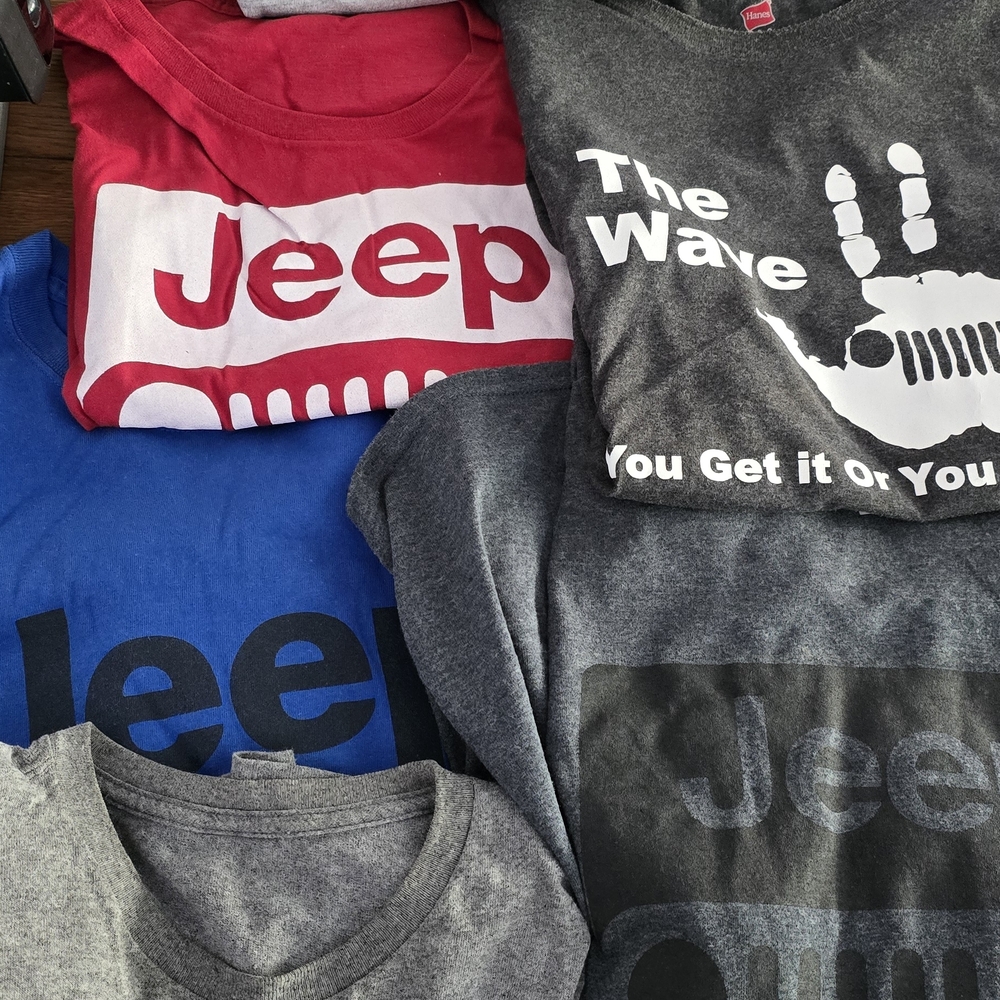 One Lot Of 7 Jeep Shirts - Picture 2 of 3